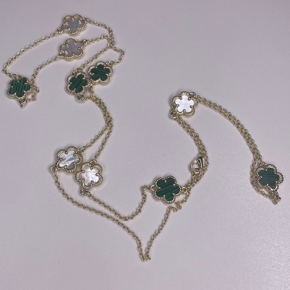 Jewelry - SOLD GENUINE MALACHITE & MOTHER OF PEARL NECKLACE